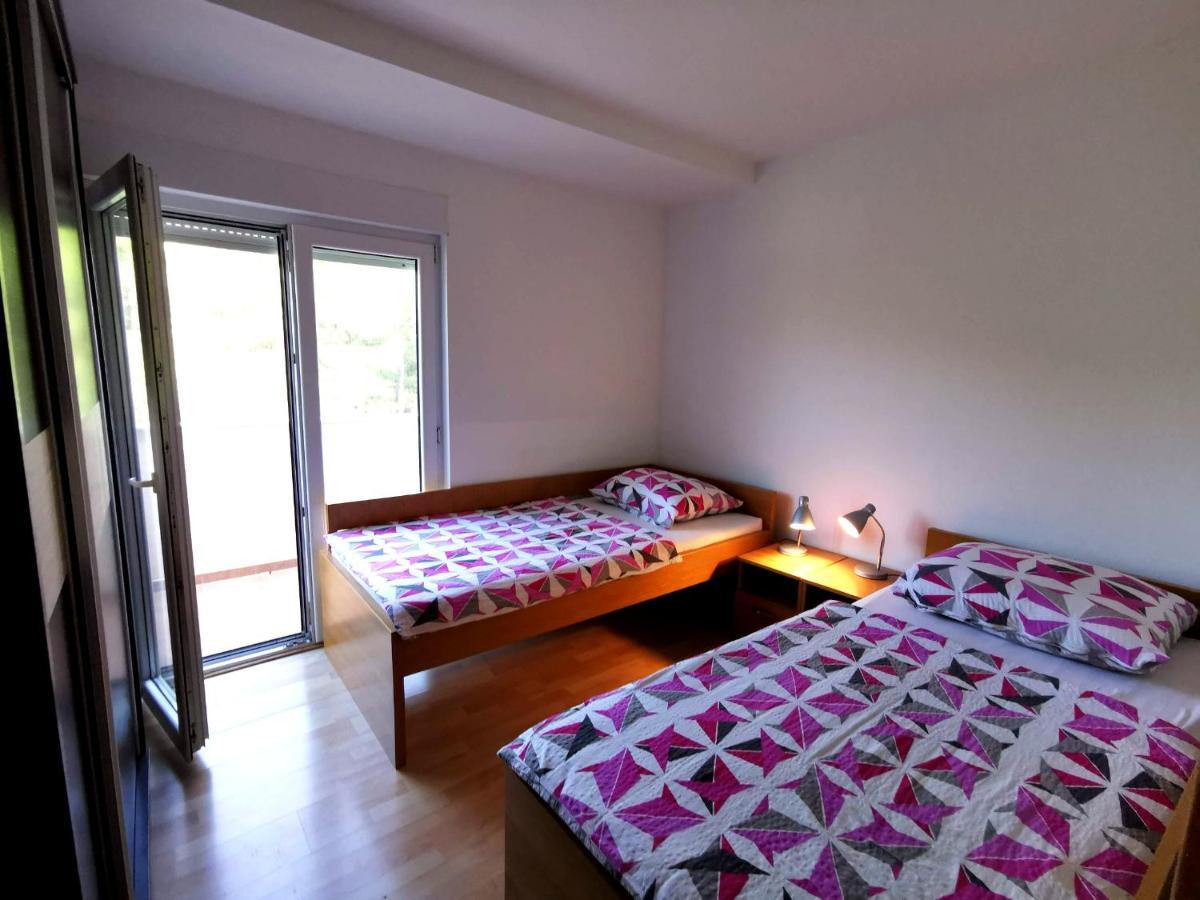 Dundo In Quiet Area Apartment Medulin